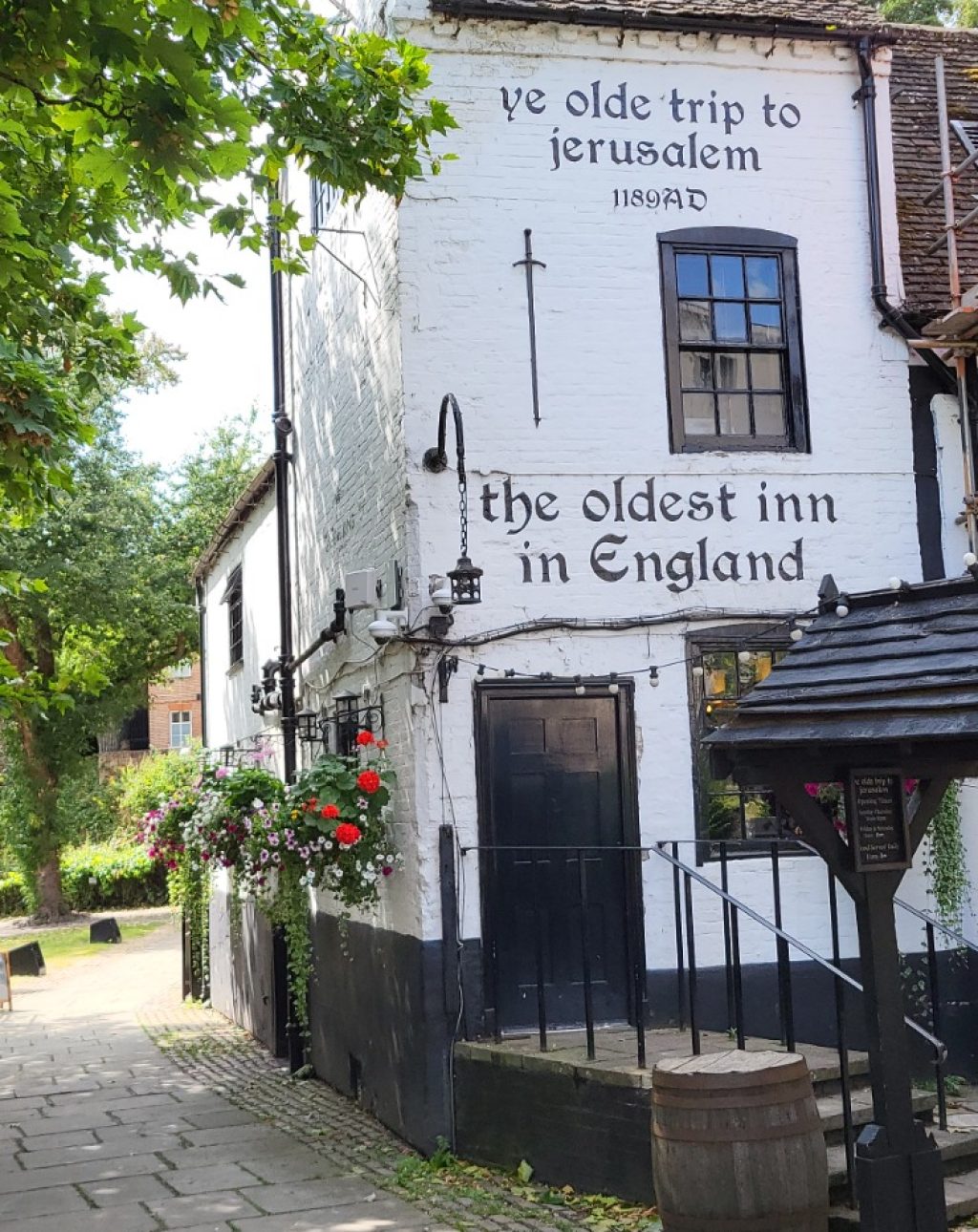 Der historische Pub Ye Olde Trip to Jerusalem in Nottingham, der älteste Inn Englands
